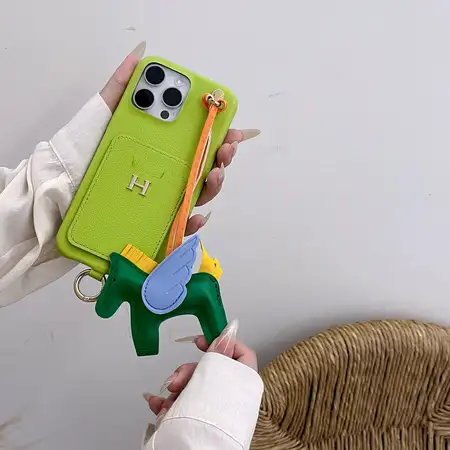 エルメス風 iPhone ケース ペガサスチャーム レザーカードケース Hロゴ リングストラップ付き