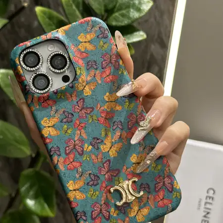 セリーヌ風 iPhone ケース Triomphe トリオンフロゴ ヴィンテージ花柄 蝶々柄 ソフトコルク調