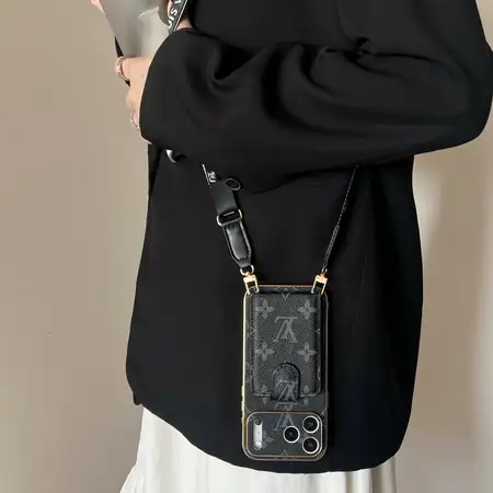 シャネル風 iPhone ケース キルティング ミニチェーンウォレット CCロゴ ターンロック チェーン付き