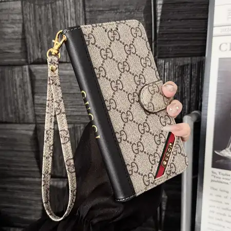 ハイブランド風 iPhone Galaxy ケース 手帳型ウォレット カード収納 リストストラップ付き