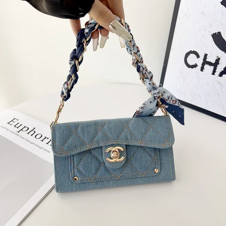 シャネル風 iPhone Galaxy ケース デニム キルティング CCロゴ チェーンバッグ 斜め掛け