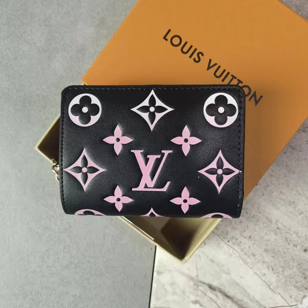 ルイヴィトン LOUIS VUITTON Lou Coussin 黒 粉 羊皮 OL ランチ きれいめ