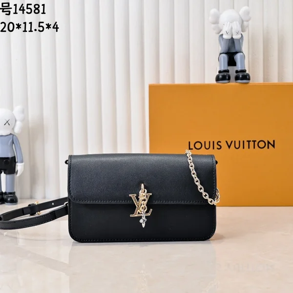 ルイヴィトン モノグラムアンプラント チェーンバッグ 黒 白 4way 多機能 投資価値