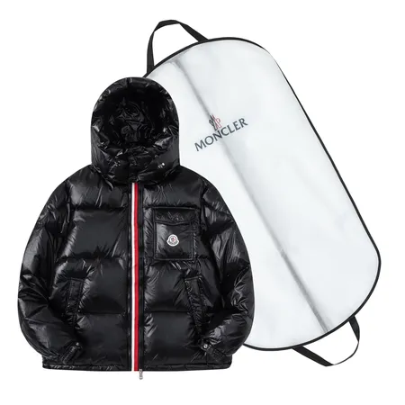 モンクレール MONCLER 黒亮面 連帽羽絨 可愛い 着回し コスパ 韓国風